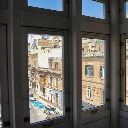 Lovely Apartment Close To The Sea Gzira Exterior photo
